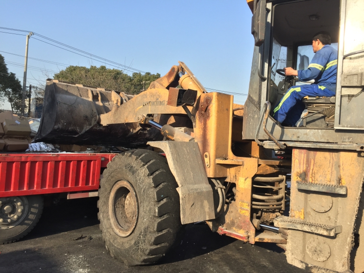 上海工業固廢撕碎機 上海工業固廢撕碎機