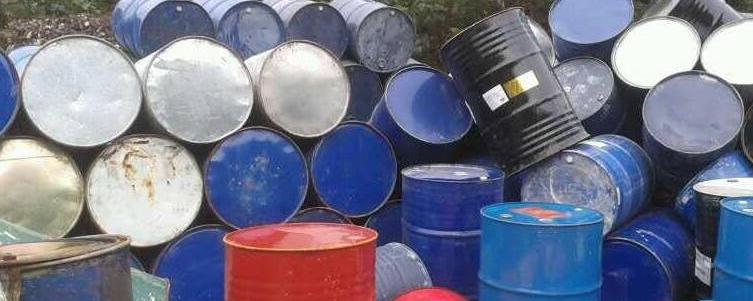 廢油漆桶屬于固體廢物還是危險廢物? 廢油漆桶屬于固體廢物還是危險廢物?