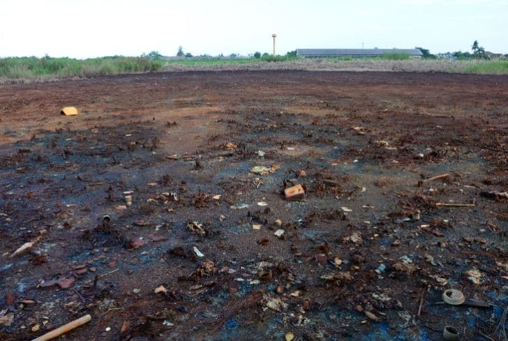 土地污染的定義、原因、影響和解決方案